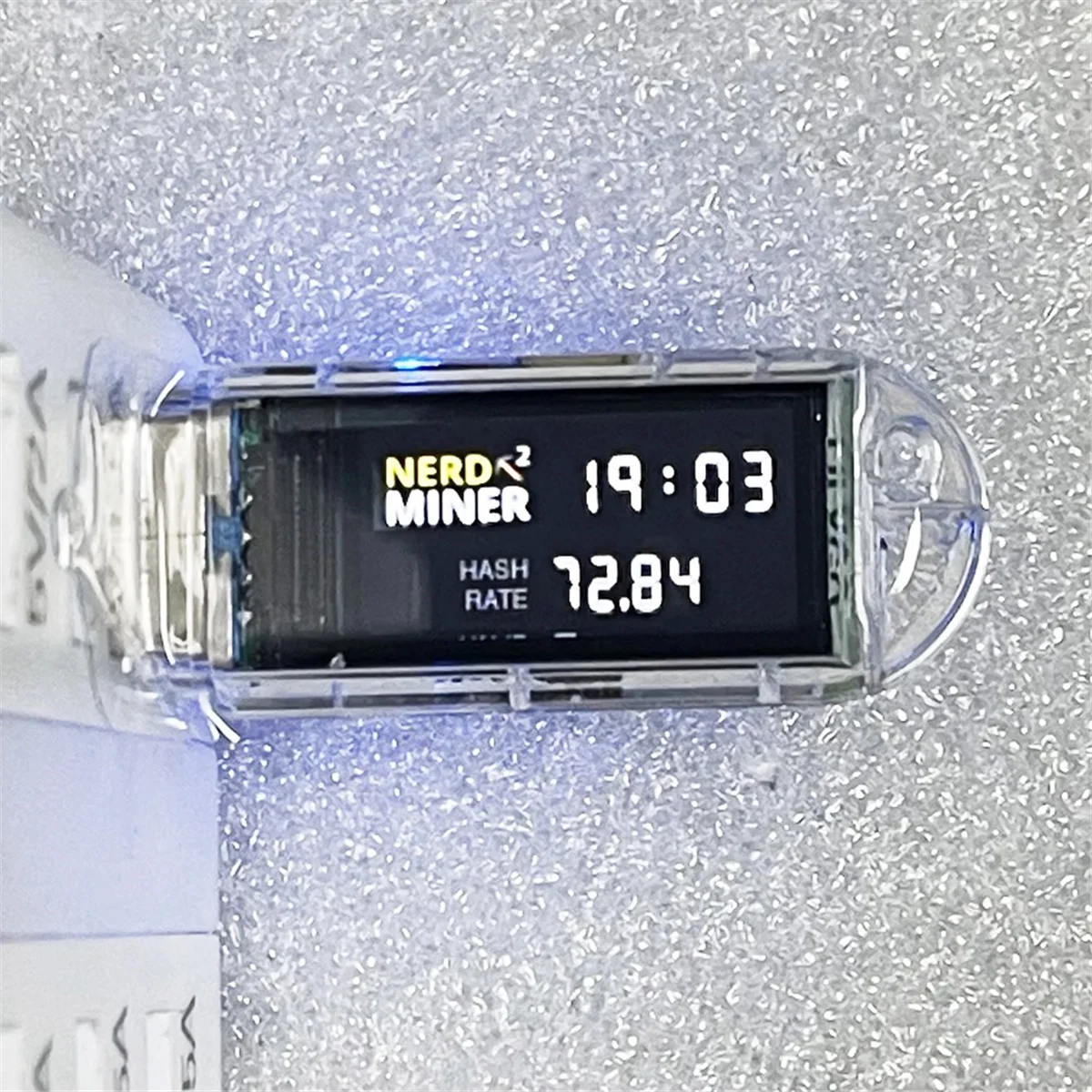 B43C Mini USB Mining Machine NerdMiner V2 74KH/S USB BTC Crypto Miner Solo Lottery Miner BTC Solo Miner with Display
