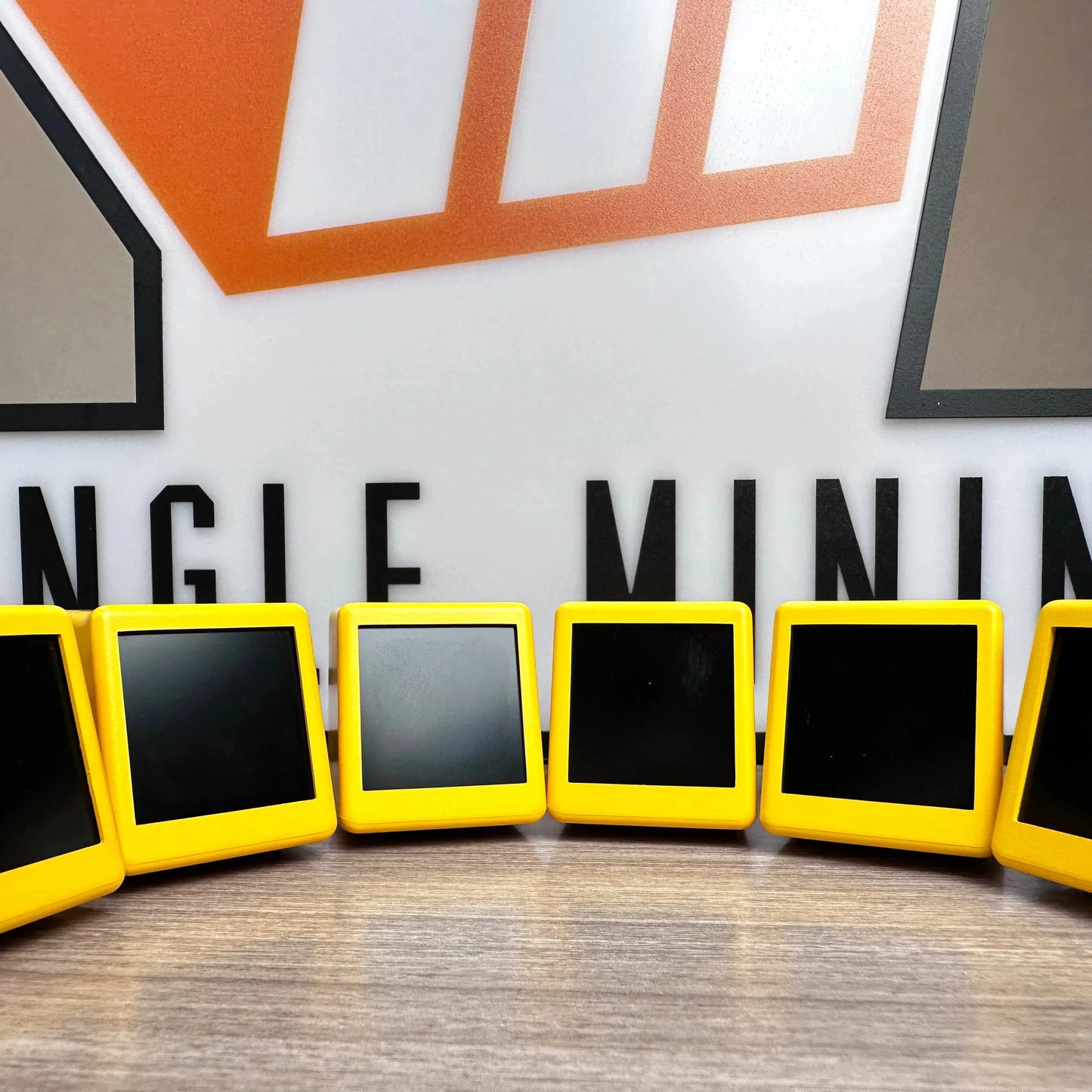 Jingle Mining Bitcoin  ETH  Dogecoin SOL BNB ETC XRP Crypto Ticker Real-time updates Alarm Clock